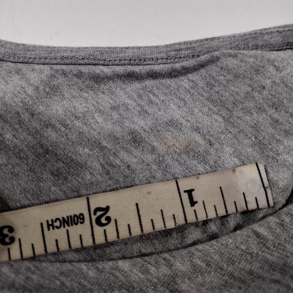 Divided Gray Palm Tree Crop Top - Picture 8 of 8